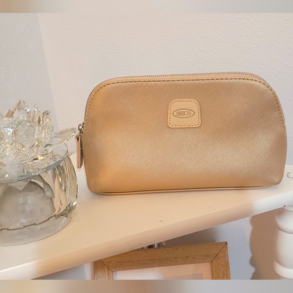💓BRIC'S Gold Women's Cosmetic Shimmering Bag.